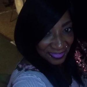 Meet your Posher, Carlet